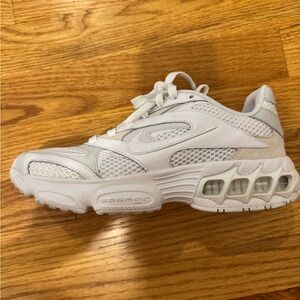 Nike White Mesh Running Shoes